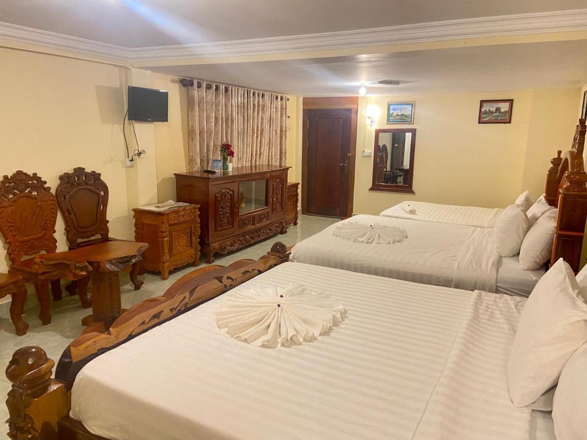 Savet Guesthouse Stoeng Treng Esterno foto