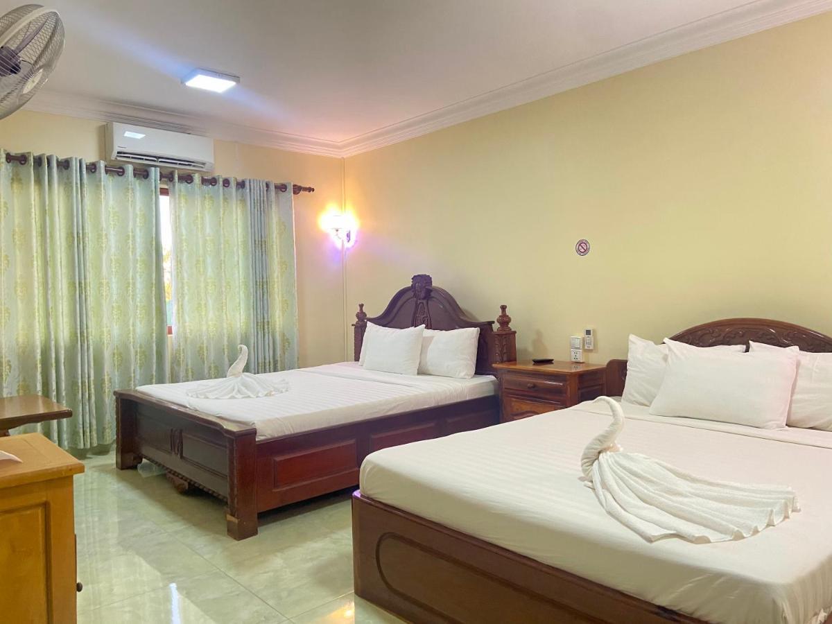 Savet Guesthouse Stoeng Treng Esterno foto