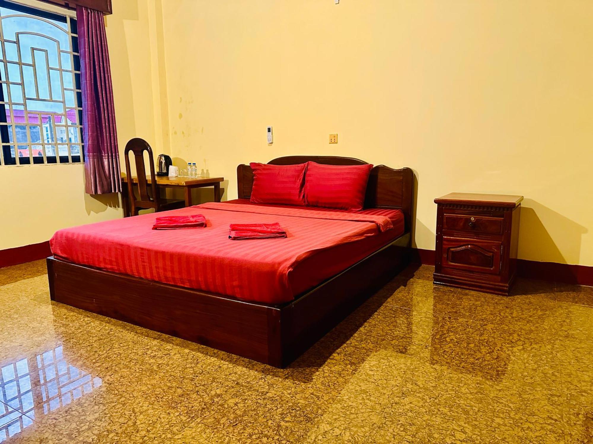 Savet Guesthouse Stoeng Treng Esterno foto