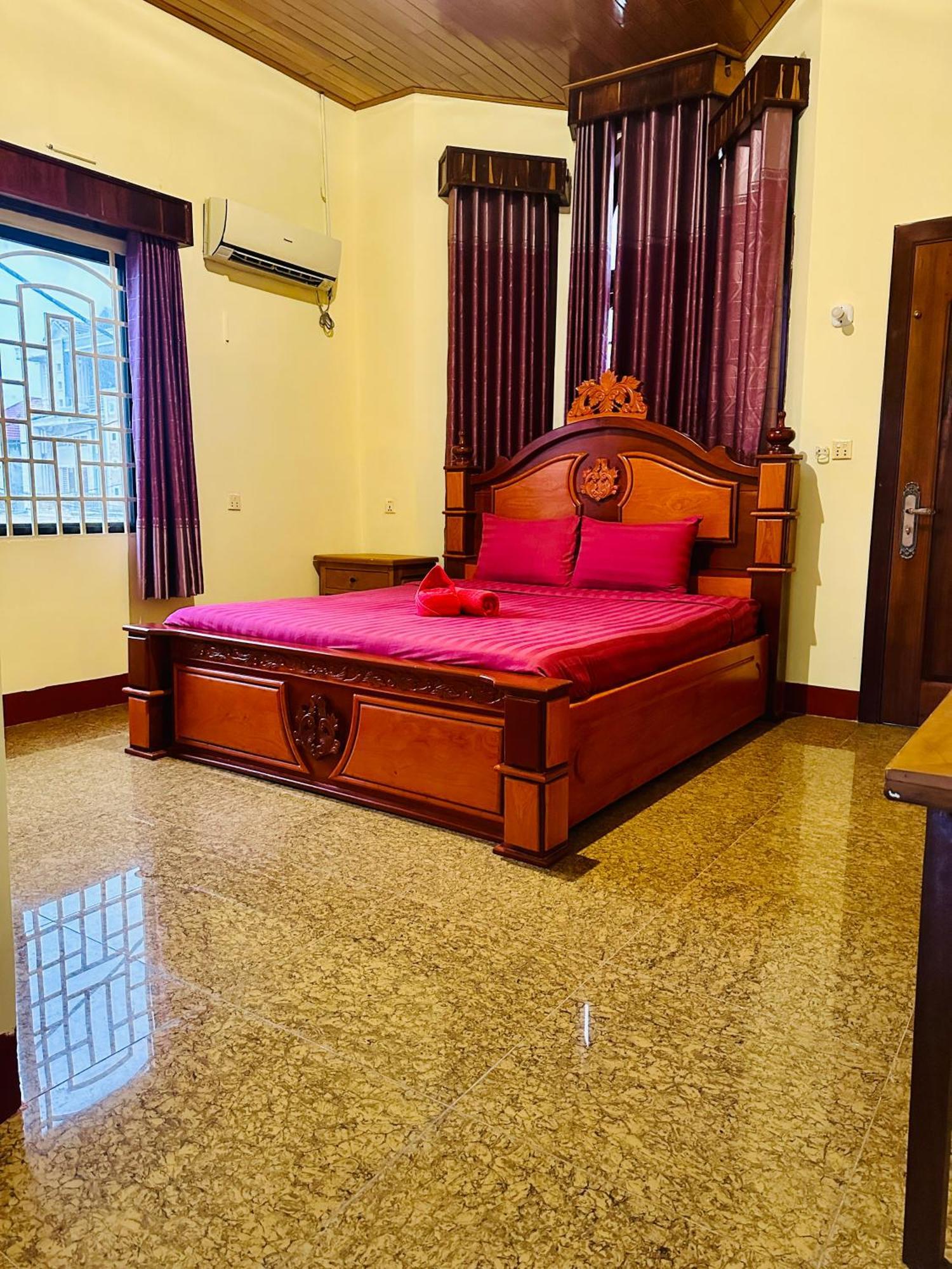 Savet Guesthouse Stoeng Treng Esterno foto