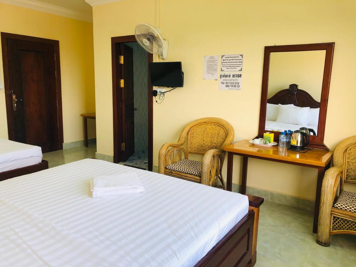 Savet Guesthouse Stoeng Treng Esterno foto